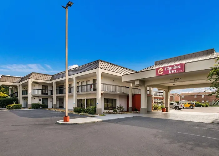Clarion Inn Cleveland Near University